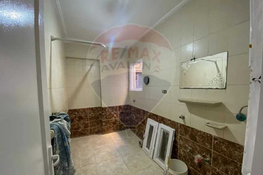 شقة للبيع 115 م سيدي بشر (ش محمد نجيب)