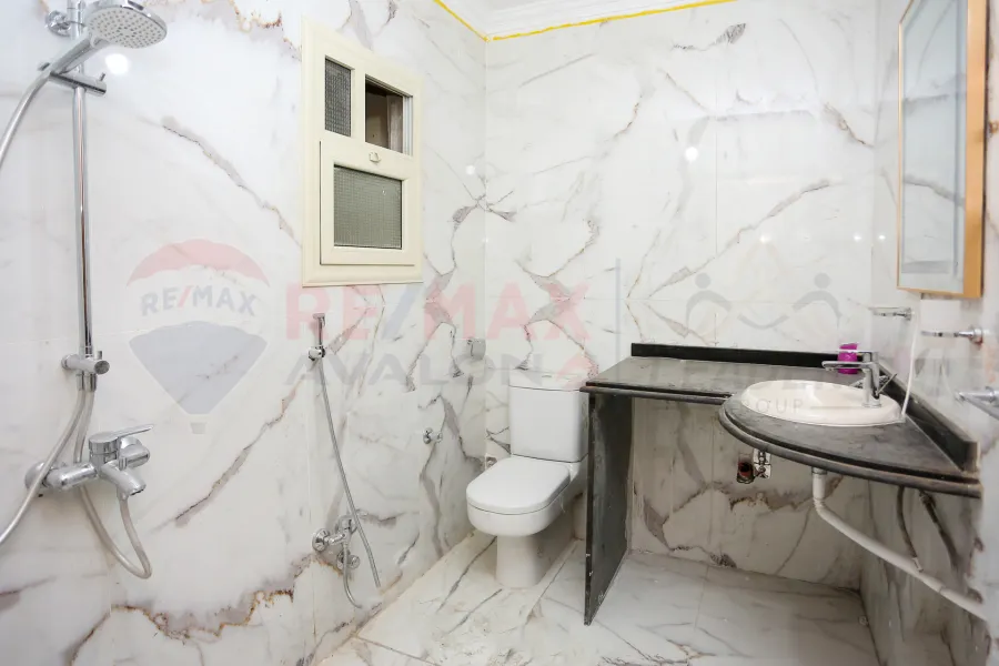 شقة للبيع 214 م سموحة (سموحة فيستيفال)