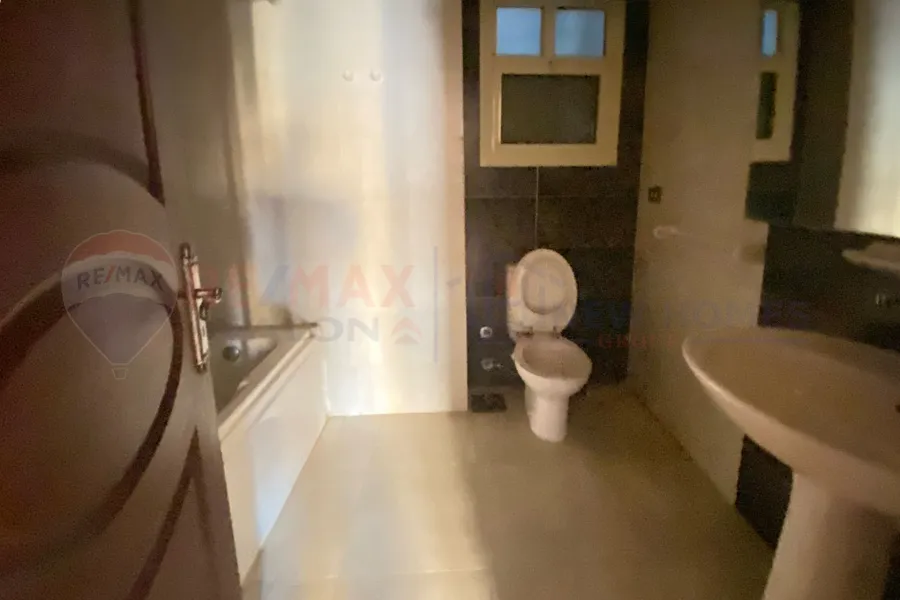Apartment for sale 255 m Kafr Abdo (branching from Sakina Bint Al Hussein St)