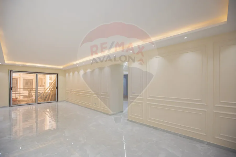 شقة للبيع 203 م سموحة (فالوري أنطونيادس)