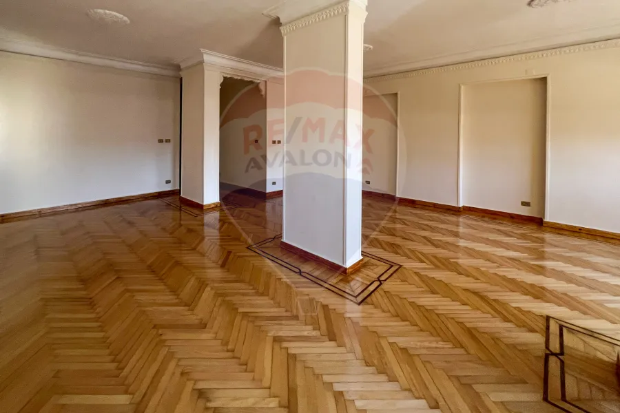 شقة للإيجار 240 م سيدي جابر (ش بهاء الدين الغتوري)