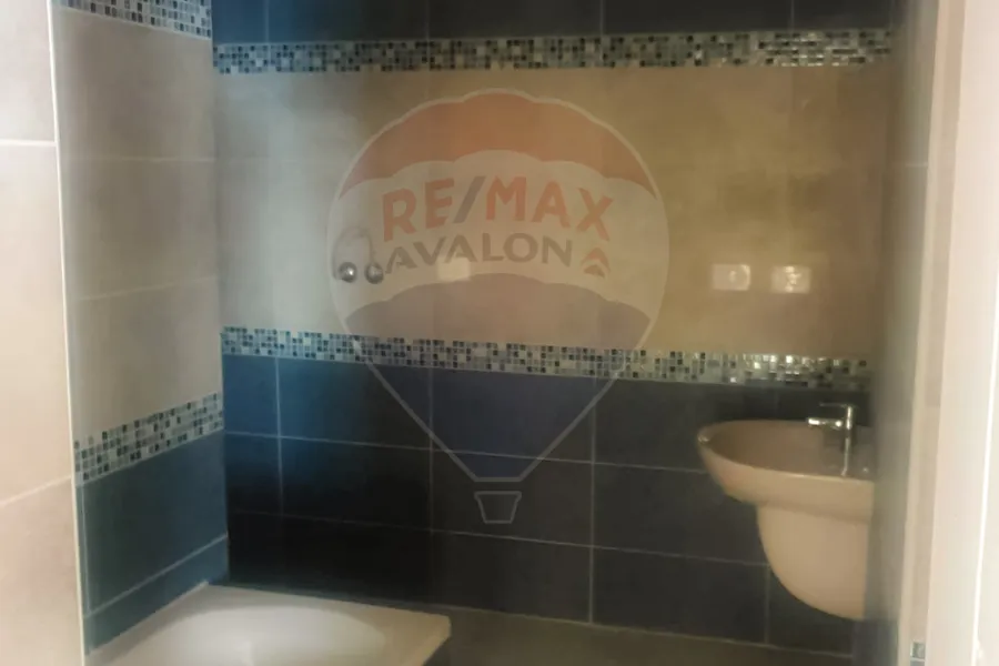 شقة للبيع 139 م سموحة (جراند فيو)