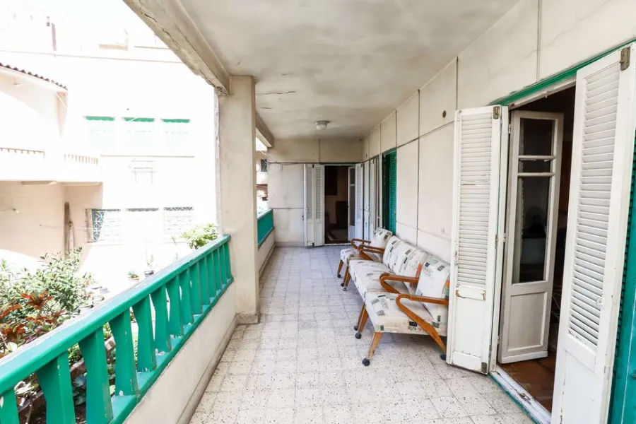 شقة للايجار250م الوزارة (ش الفتح)