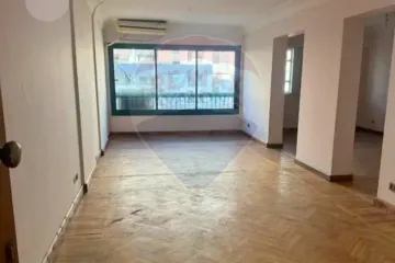 شقة للايجار 176 م سموحة (عمارات الصيادلة)