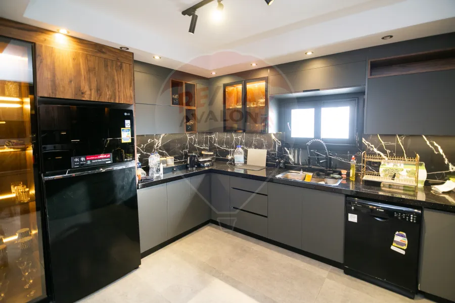 Penthouse for sale 420 m Louran (Shaarawy St.)