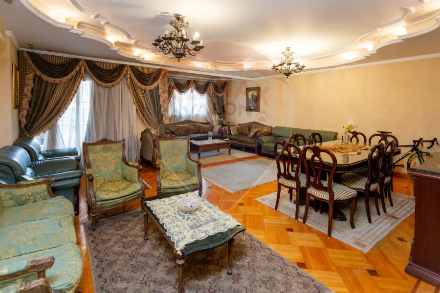 شقة مرخصة للبيع 204 م سموحة (ش بهاء الدين الغتوري - عمارة براند)