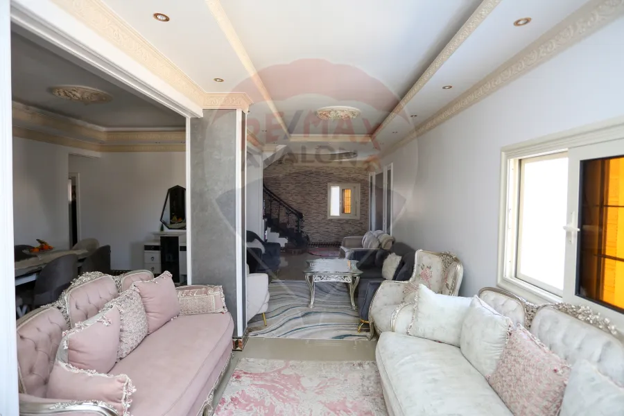 Duplex apartment for sale 180 m Miami (Al-Sabai St. branching from Iskandar Ibrahim St.)