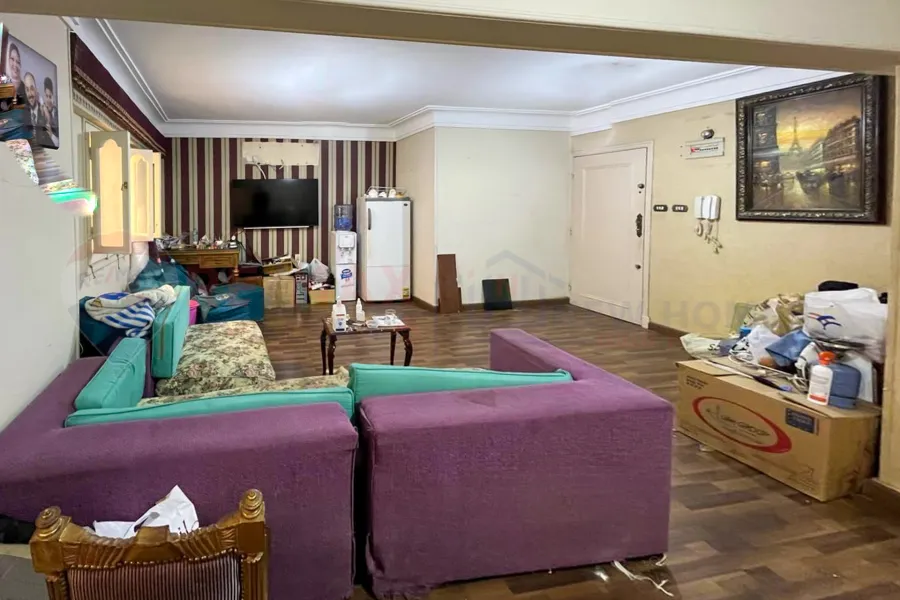 شقة للبيع 134 م سموحة ( تقسيم القضاة )