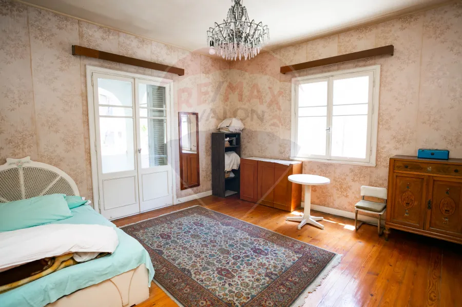 شقة للبيع 250 م سيدي جابر الشيخ (بين بورسعيد و البحر)