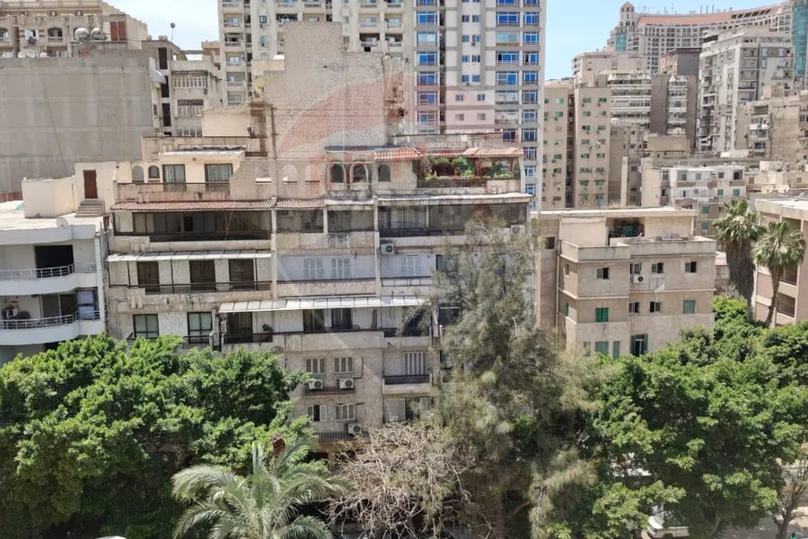 شقة للبيع 155 م لوران (ش شعراوى)