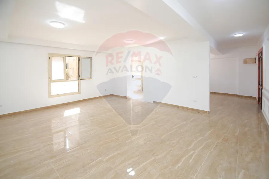 مقر اداري للبيع 315 م كفر عبده (ش قرداحي)