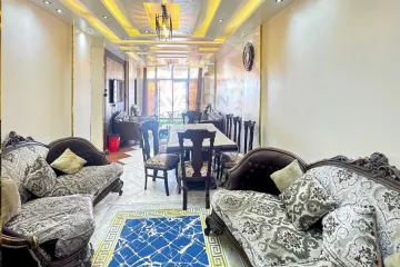 شقة للايجار 180 م ميامي (خطوات من ش العيسوي و البحر)