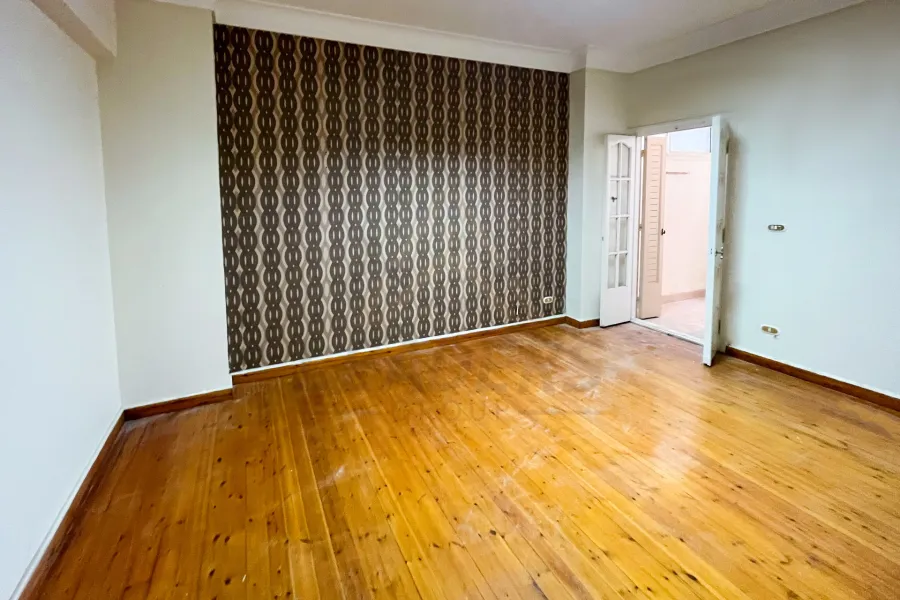 شقة للايجار 200 م جليم (ش ابو قير)