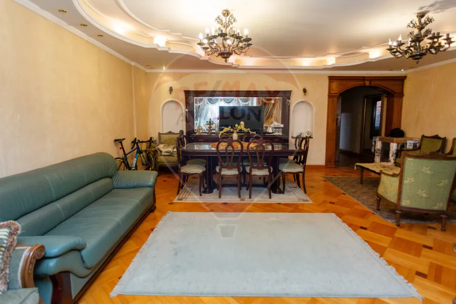 شقة مرخصة للبيع 204 م سموحة (ش بهاء الدين الغتوري - عمارة براند)