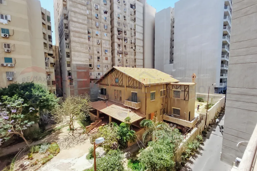 شقة للايجار المفروش 370 م ستانلى (بين البحر والترام)