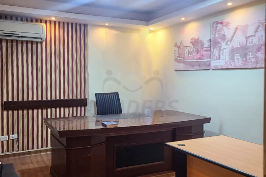 مقر اداري للايجار 280 م سموحه (ش فوزي معاذ)