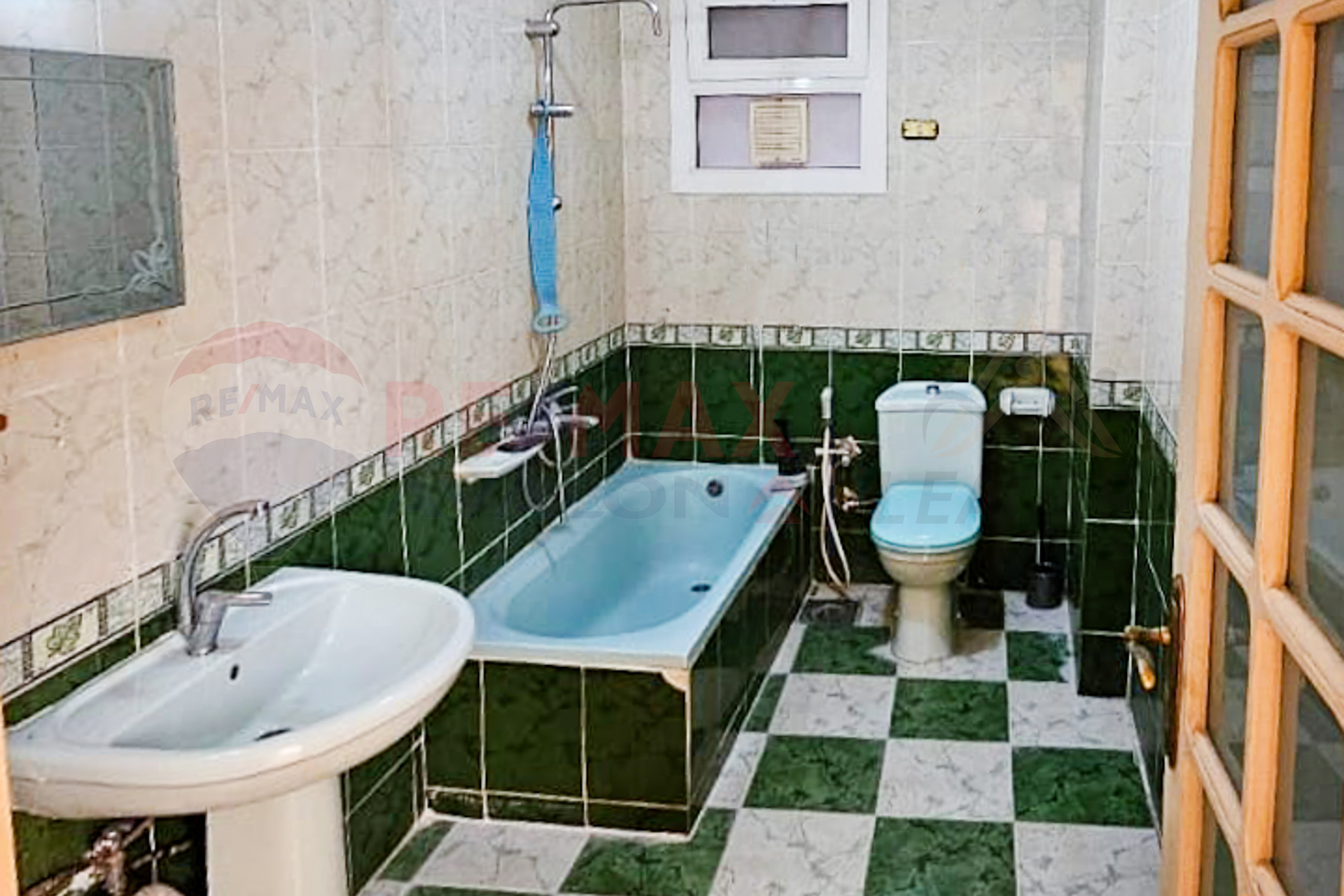 Apartment for sale 146 m Sidi Bishr (steps from Al-Issawi)