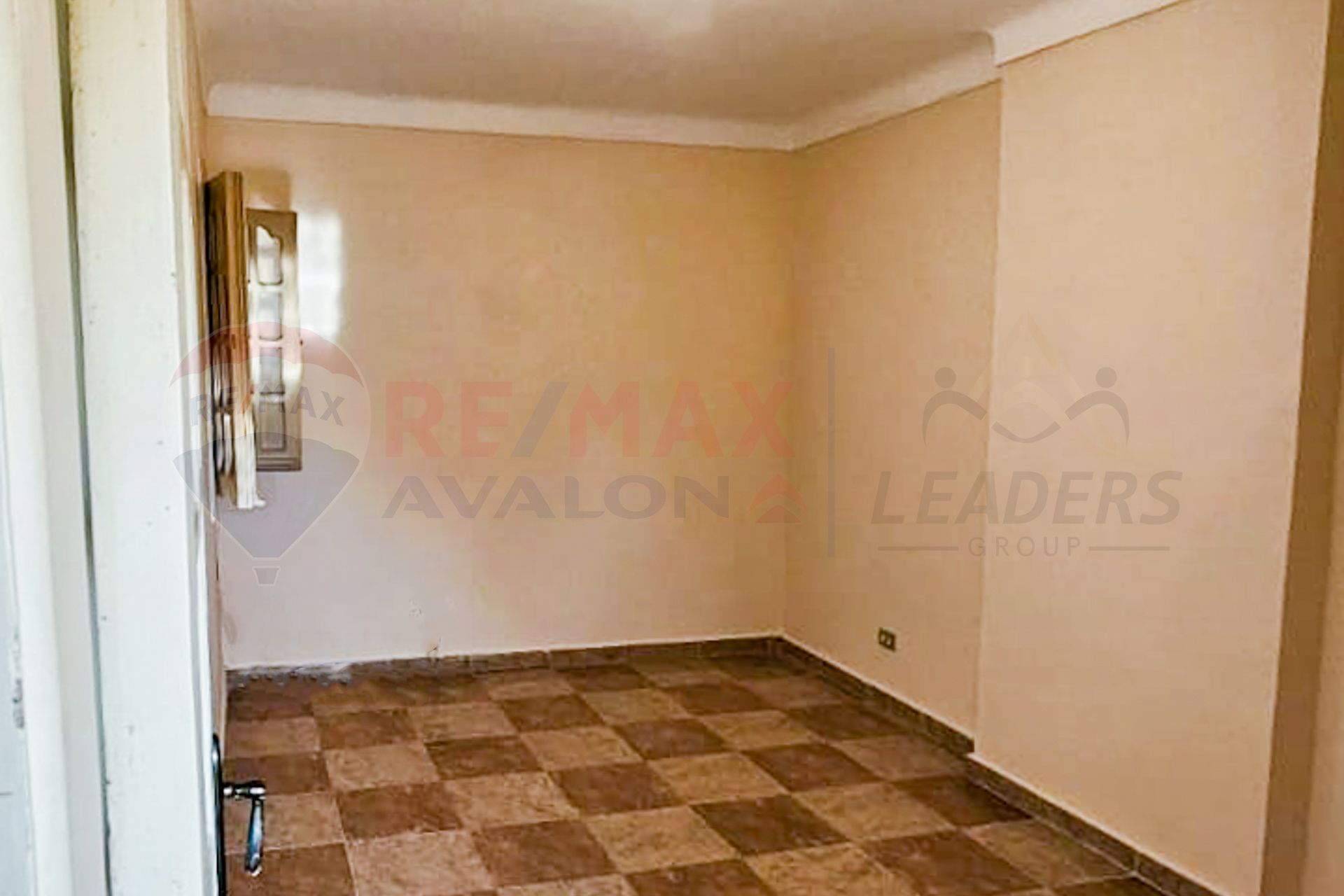 Apartment for sale 146 m Sidi Bishr (steps from Al-Issawi)