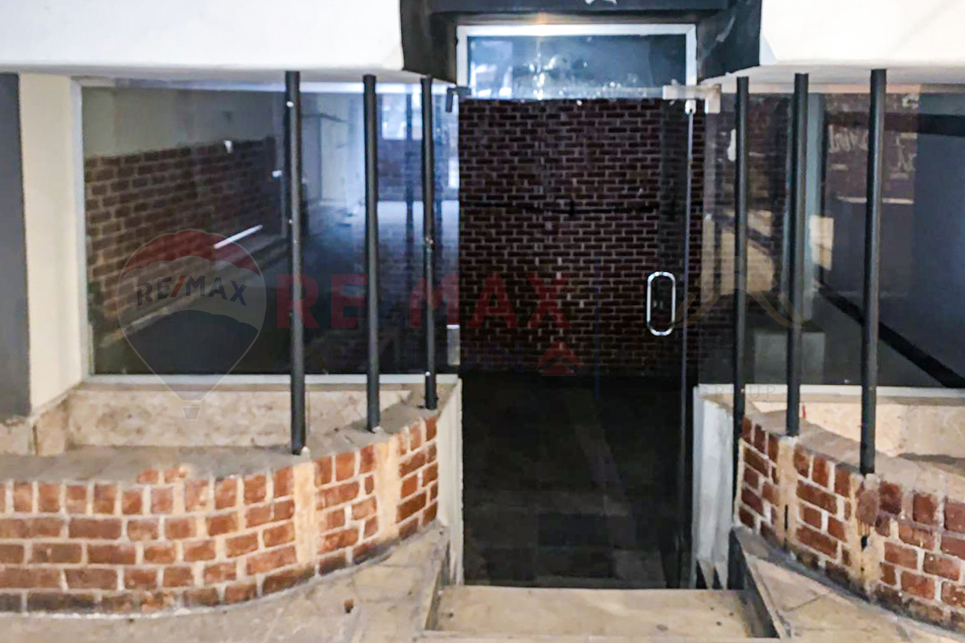 Shop for rent 330 m Smouha (Ismail Serry St.)