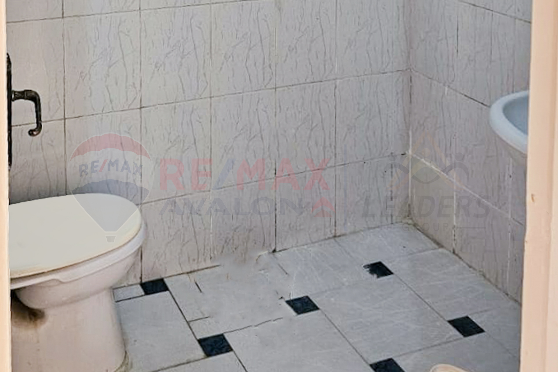 Apartment for sale 146 m Sidi Bishr (steps from Al-Issawi)