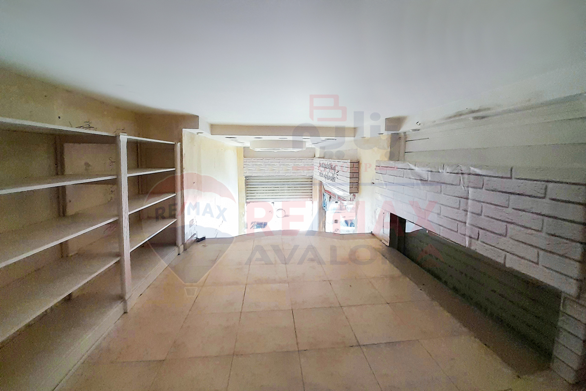 محل + صندرة  للإيجار 65 م سموحة (شارع 311)