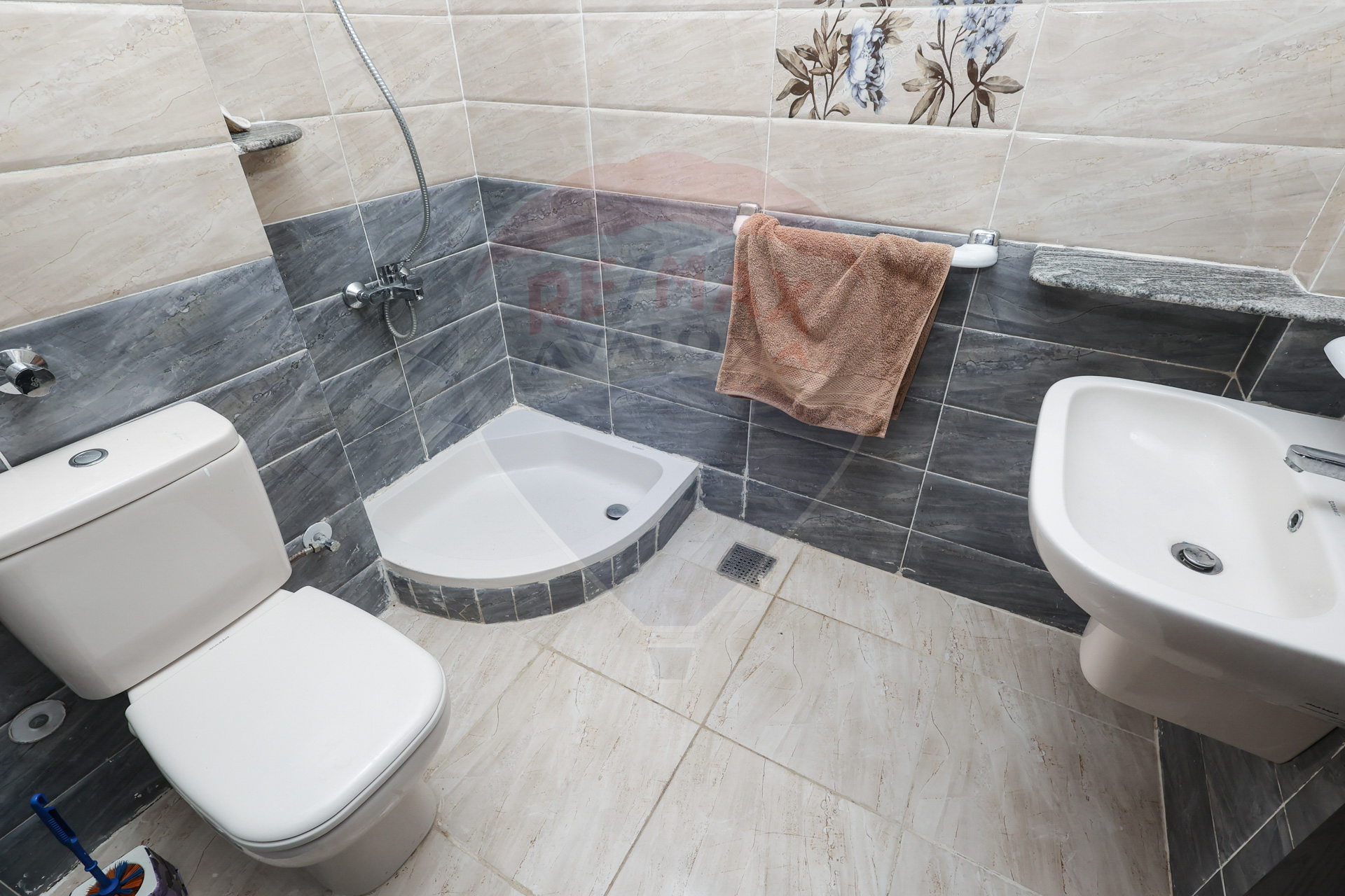 villa for sale  North Coast (Rozana) - 420m