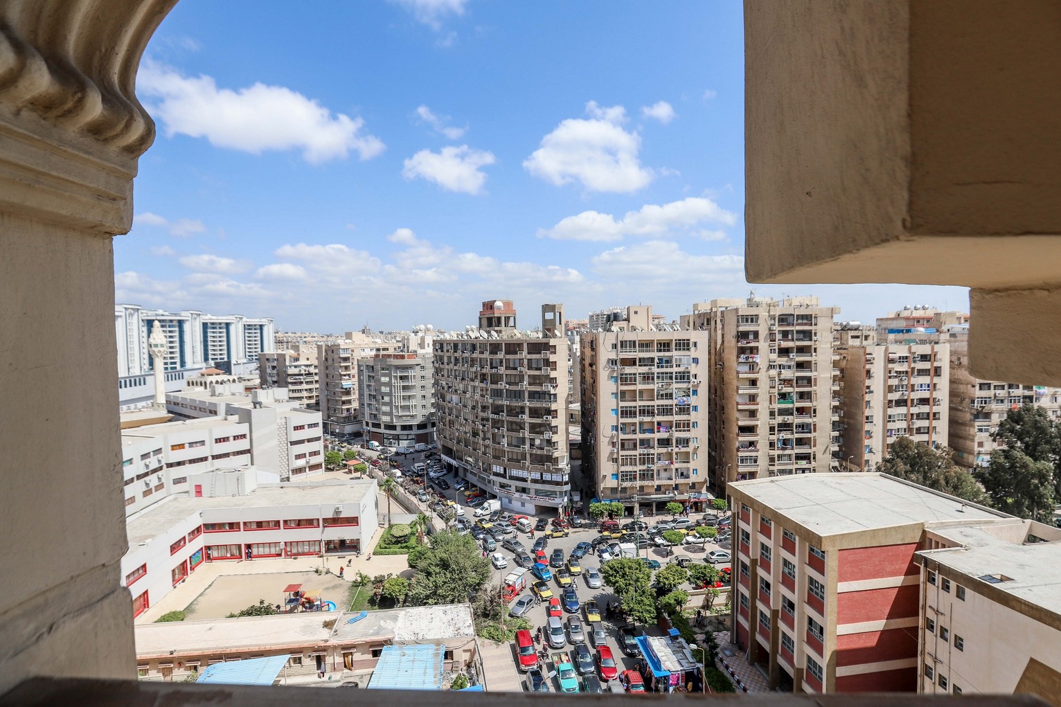 شقة للإيجار 226م سموحة (ش بهاء الدين الغتورى)
