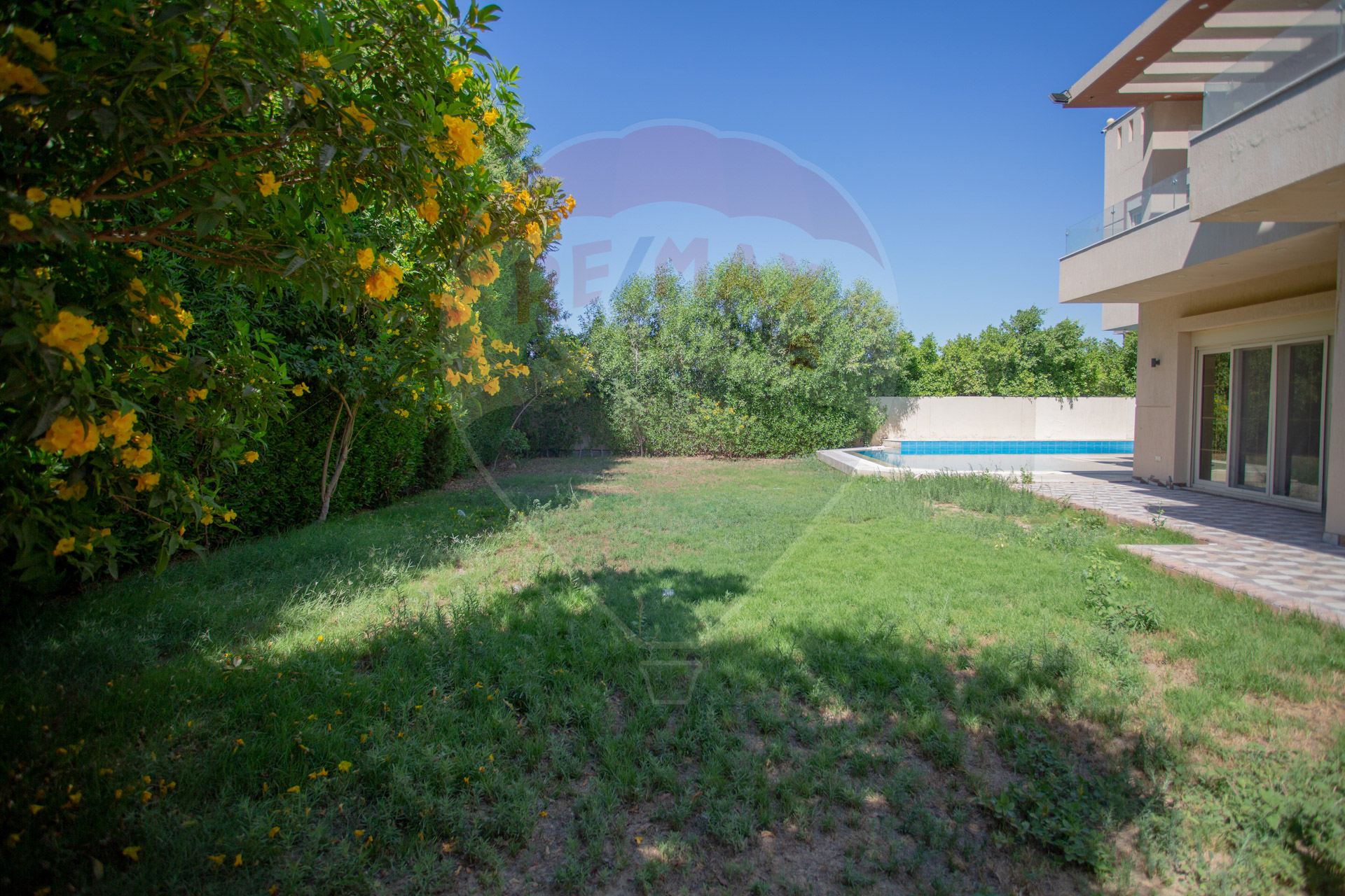 Villa for sale 600 m King Mariout (Al-Mashtal St.)