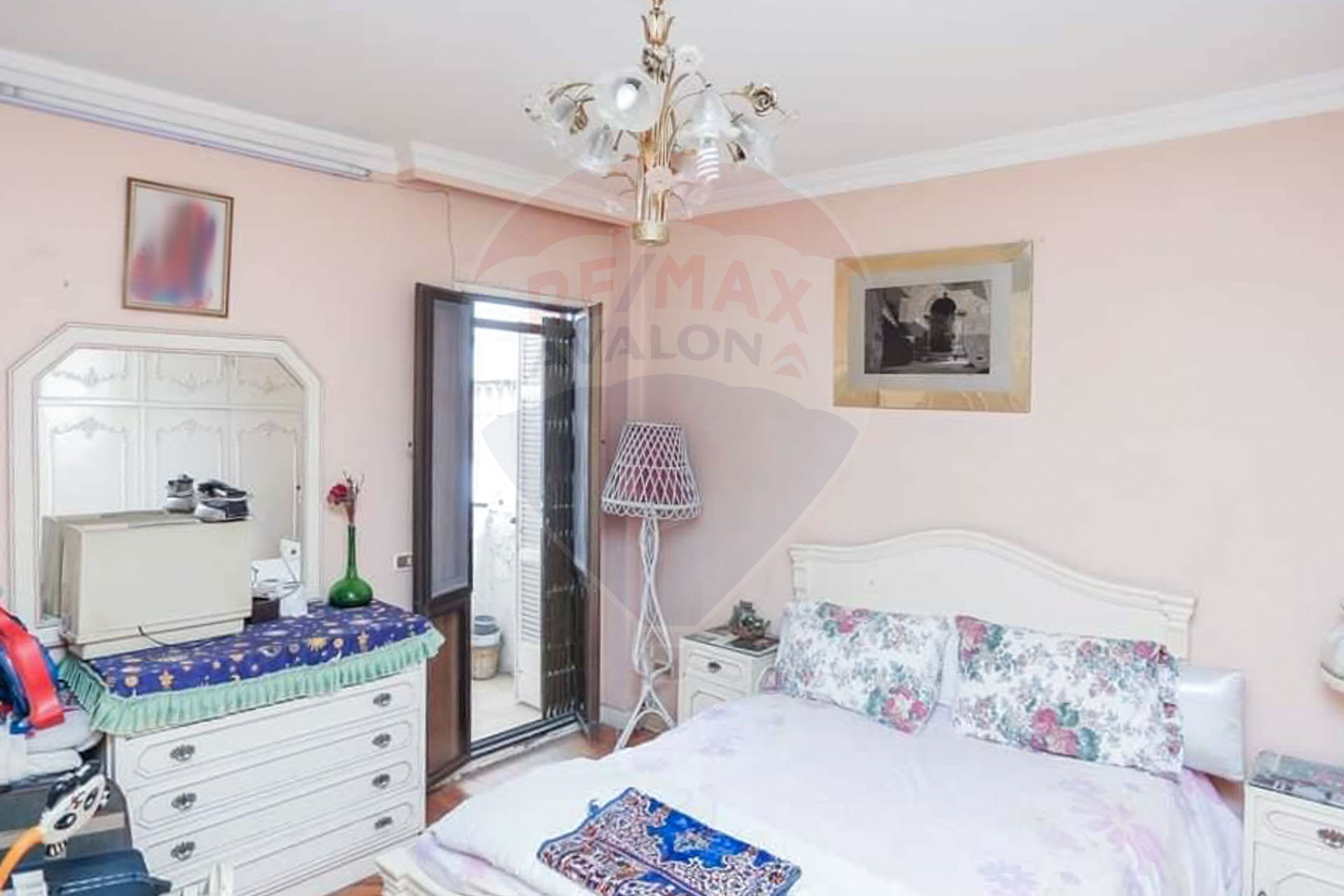 Furnished Apartment for rent 250m Saba Basha (2Num from the sea)