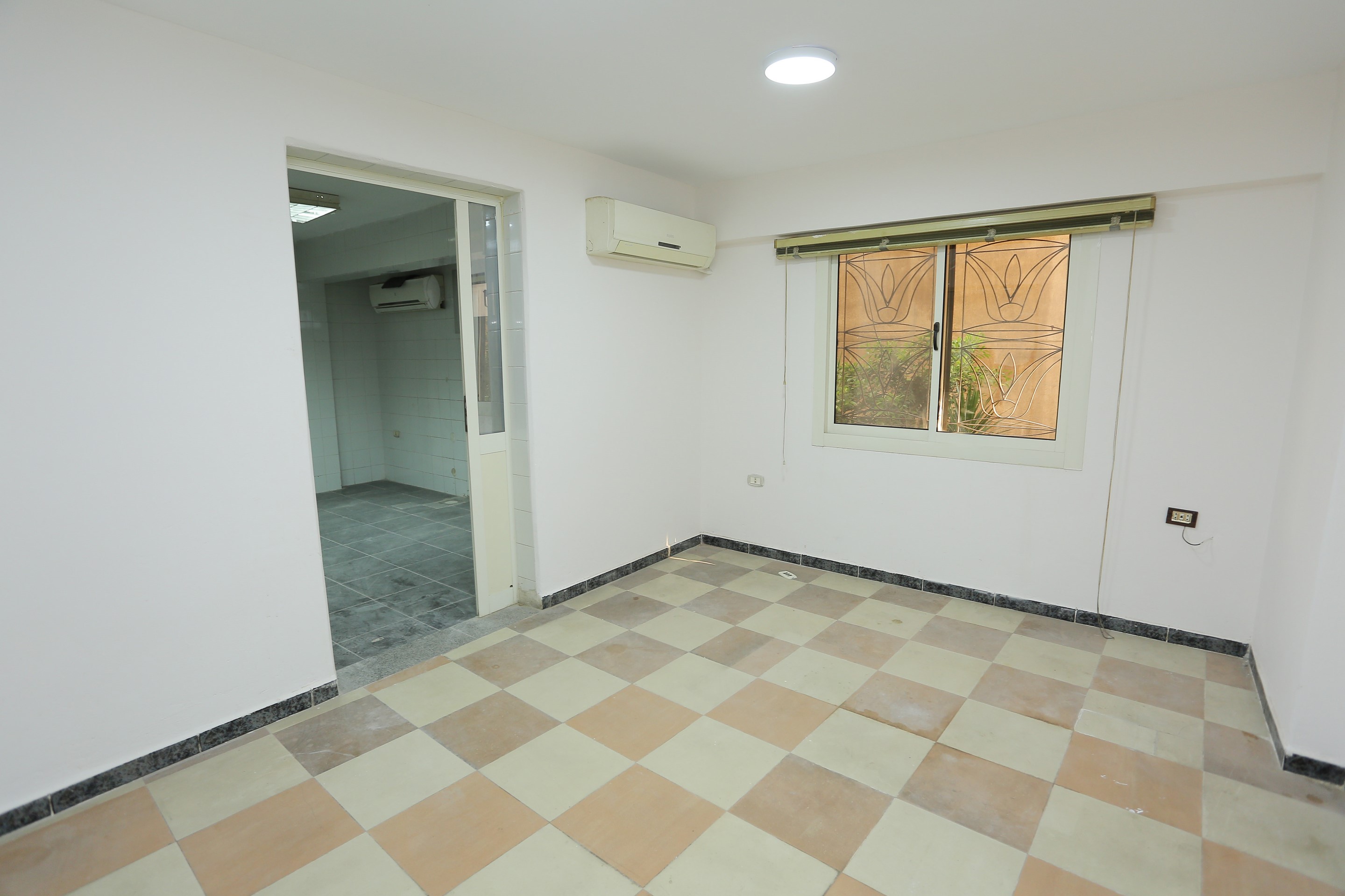 Commercial ٍStore for sale 200m. in Smouha (Beside Alex Eye Center)