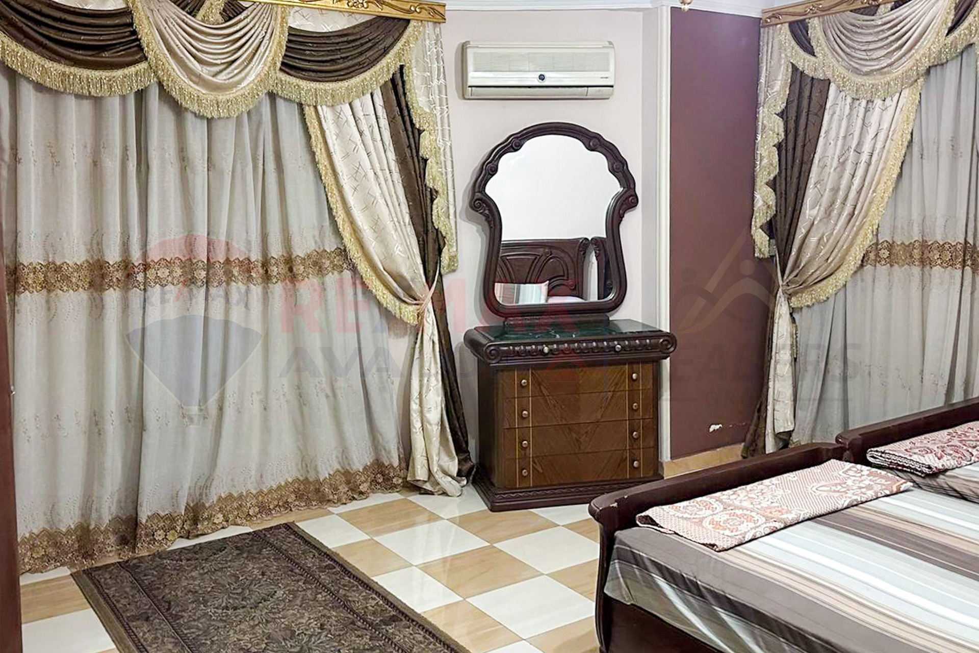 Apartment for sale 208 m Roushdy (Branched from Abo Qir St.