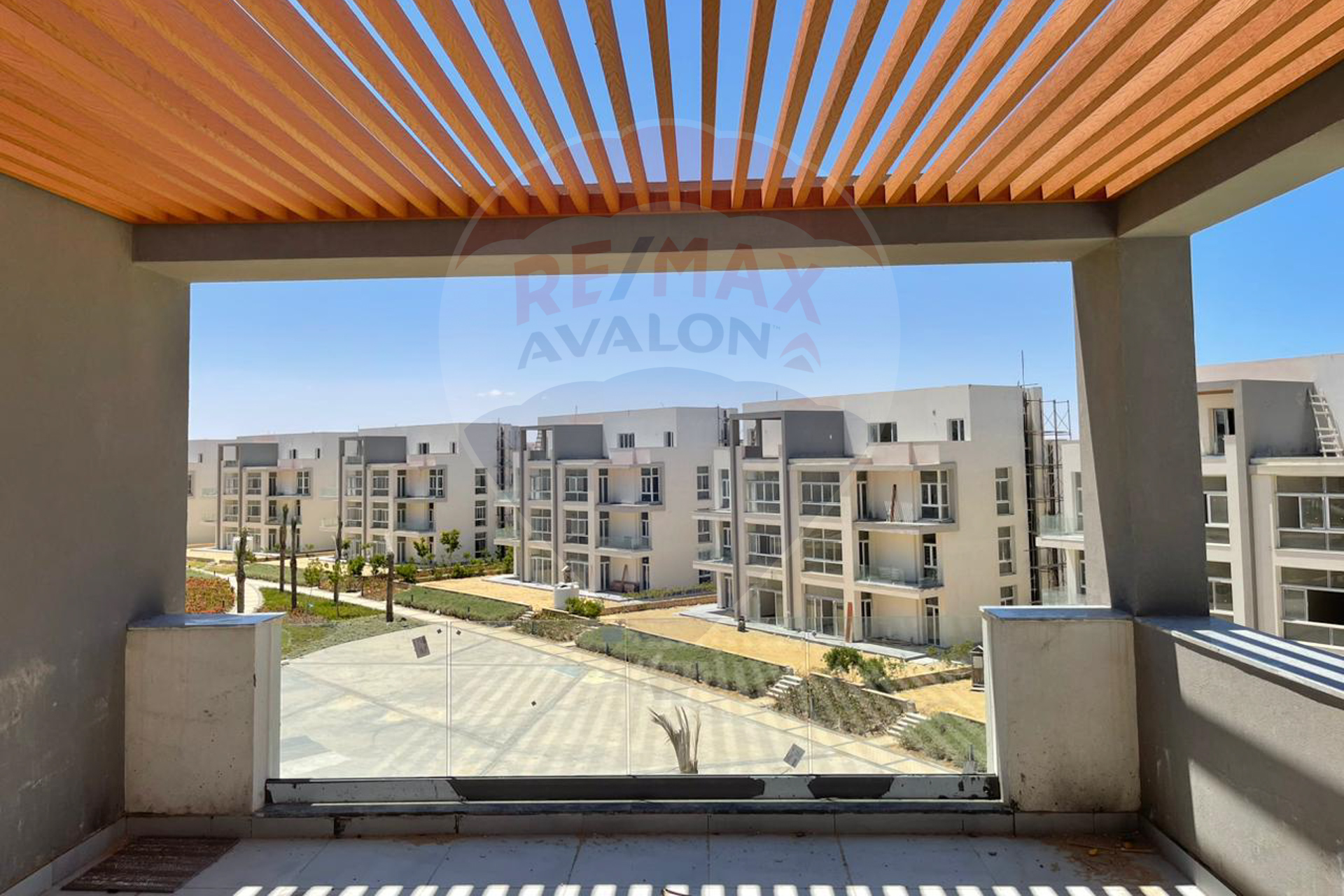 Penthouse chalet for sale (Mazzarin - Al-Alamien) 97 m