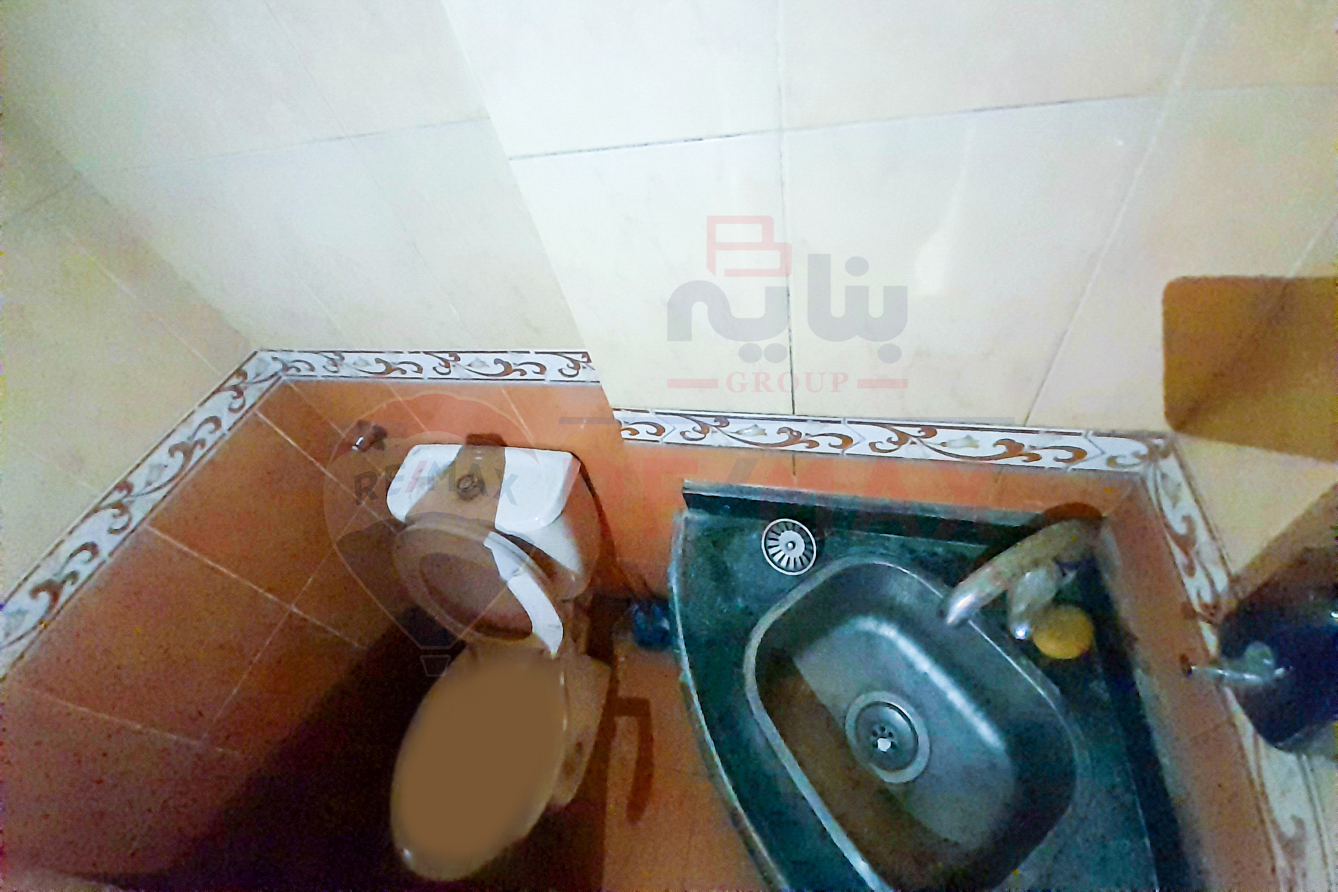 محل + صندرة  للإيجار 65 م سموحة (شارع 311)