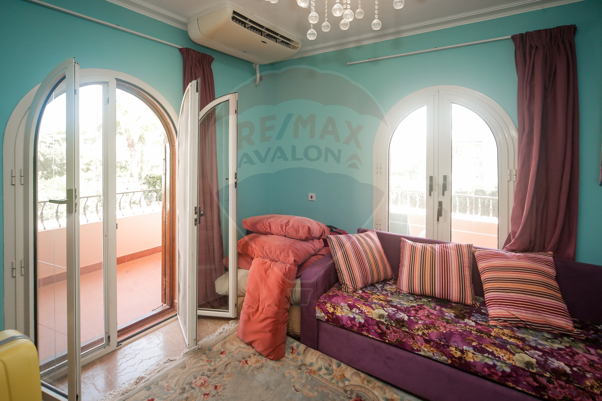 villa for sale North Coast (Costa del Sol village)635m