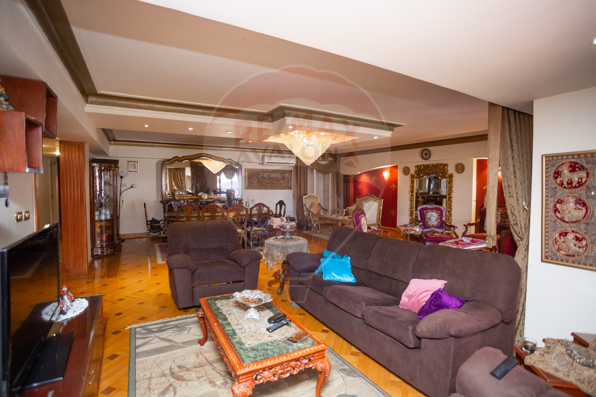 Furnished apartment for sale 240 m Al-Hay Al-Latiny (Steps from Fouad main St.)