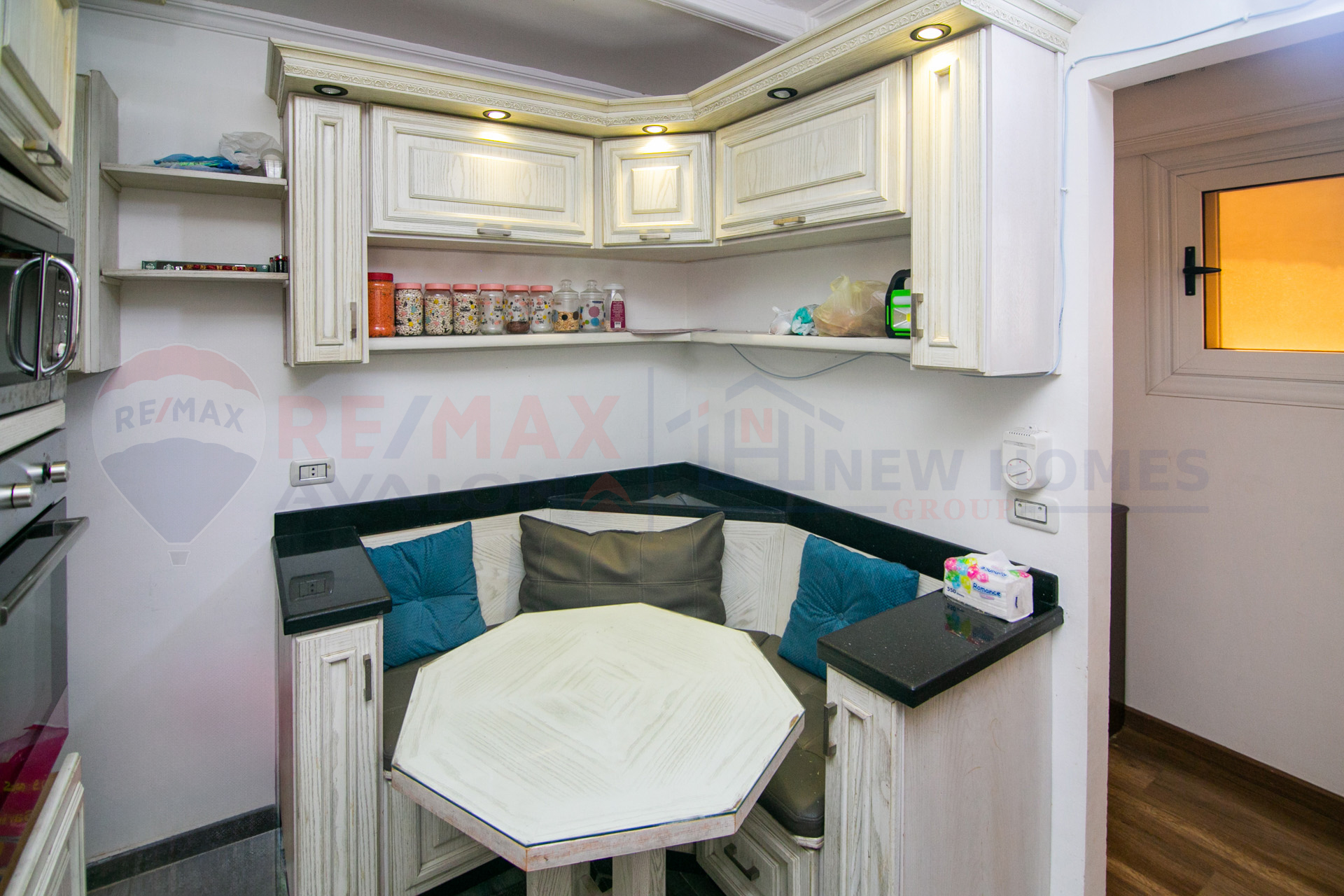 Apartment for sale 150 m Sidi Gaber (In front of Armed Forces Hospital)