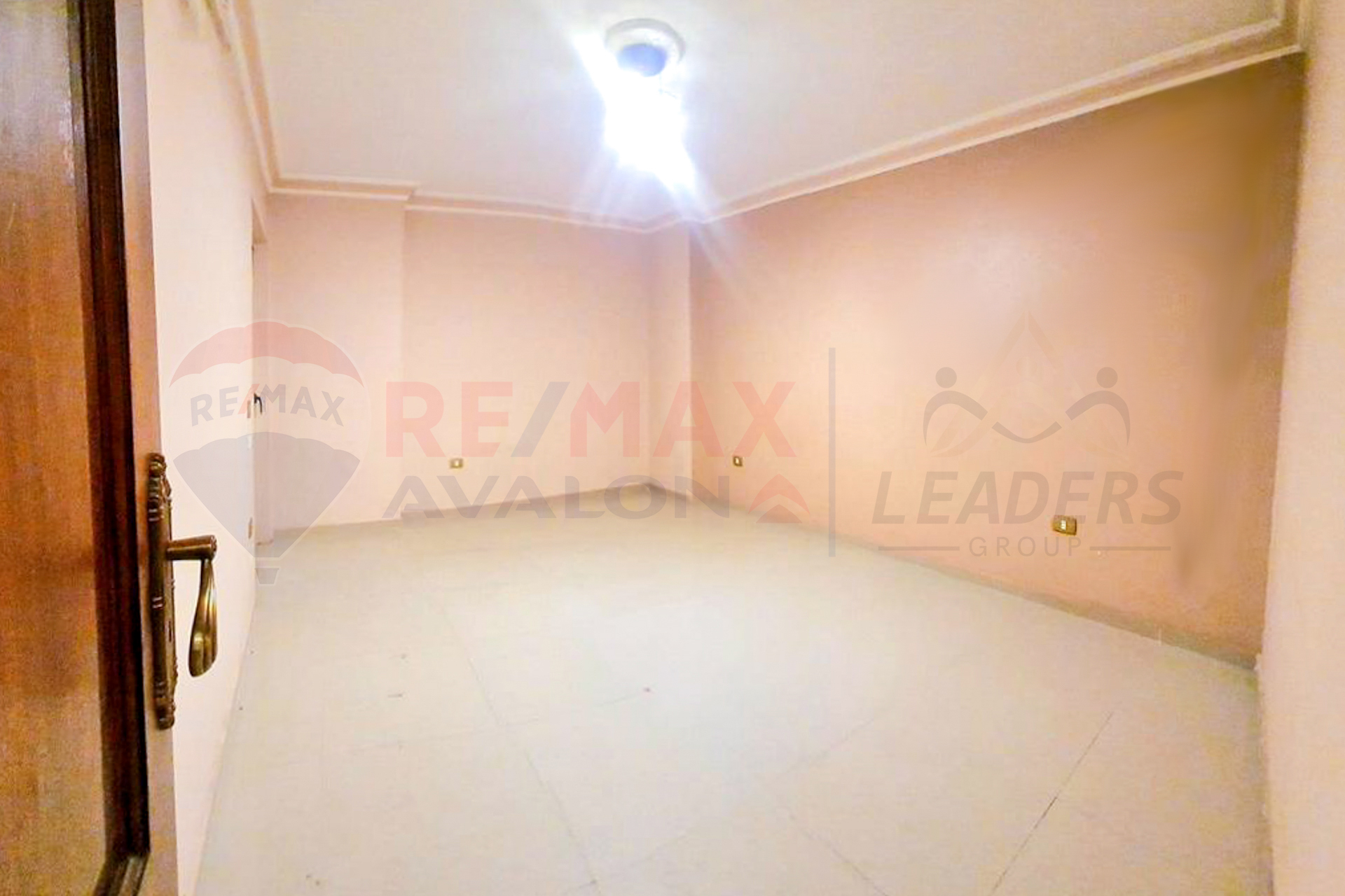 Apartment for sale 150 m Glim (Steps from the sea)