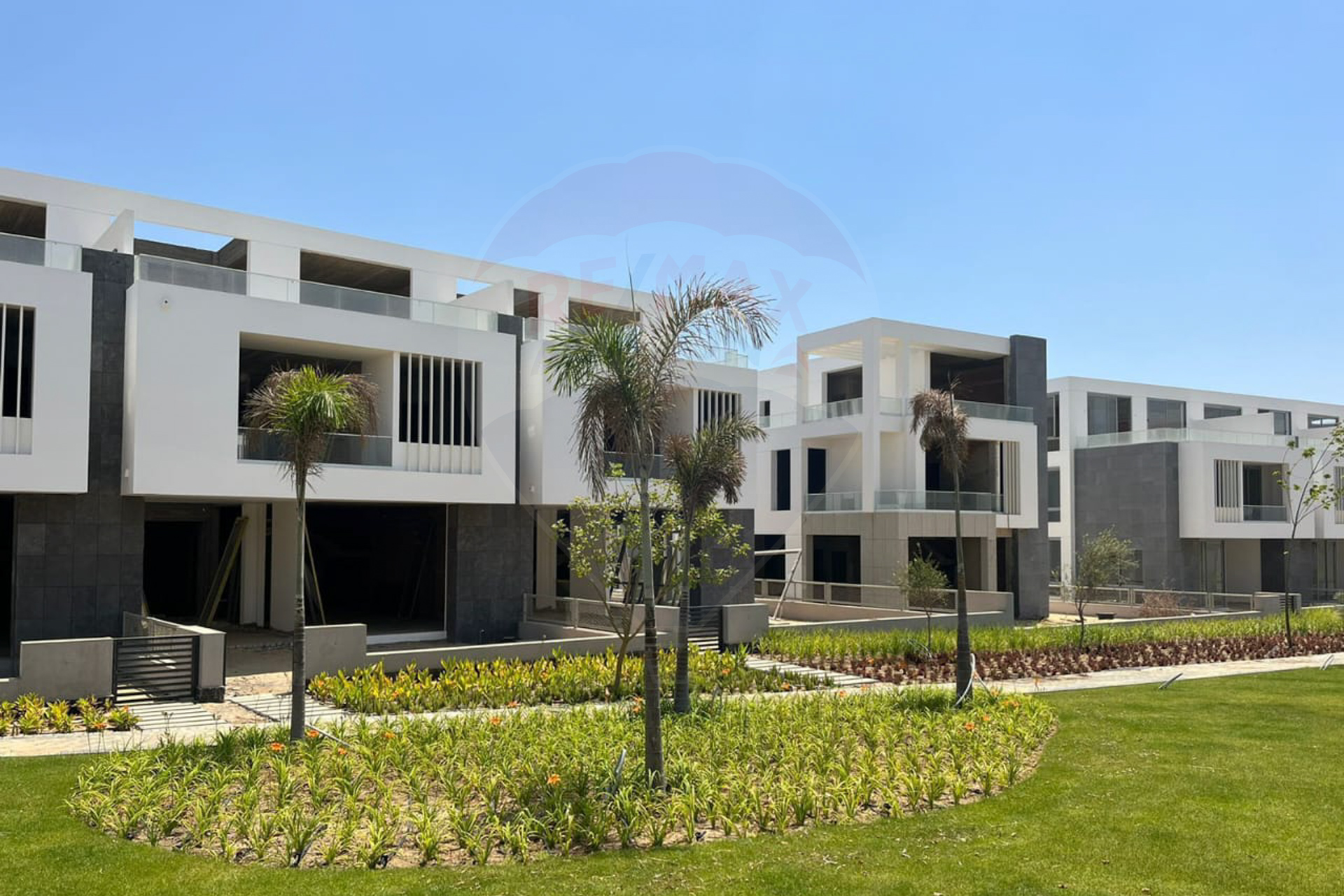 شالية ارضي بجاردن للبيع (جفيرا- راس الحكمة) 91 م +  71 م جاردن