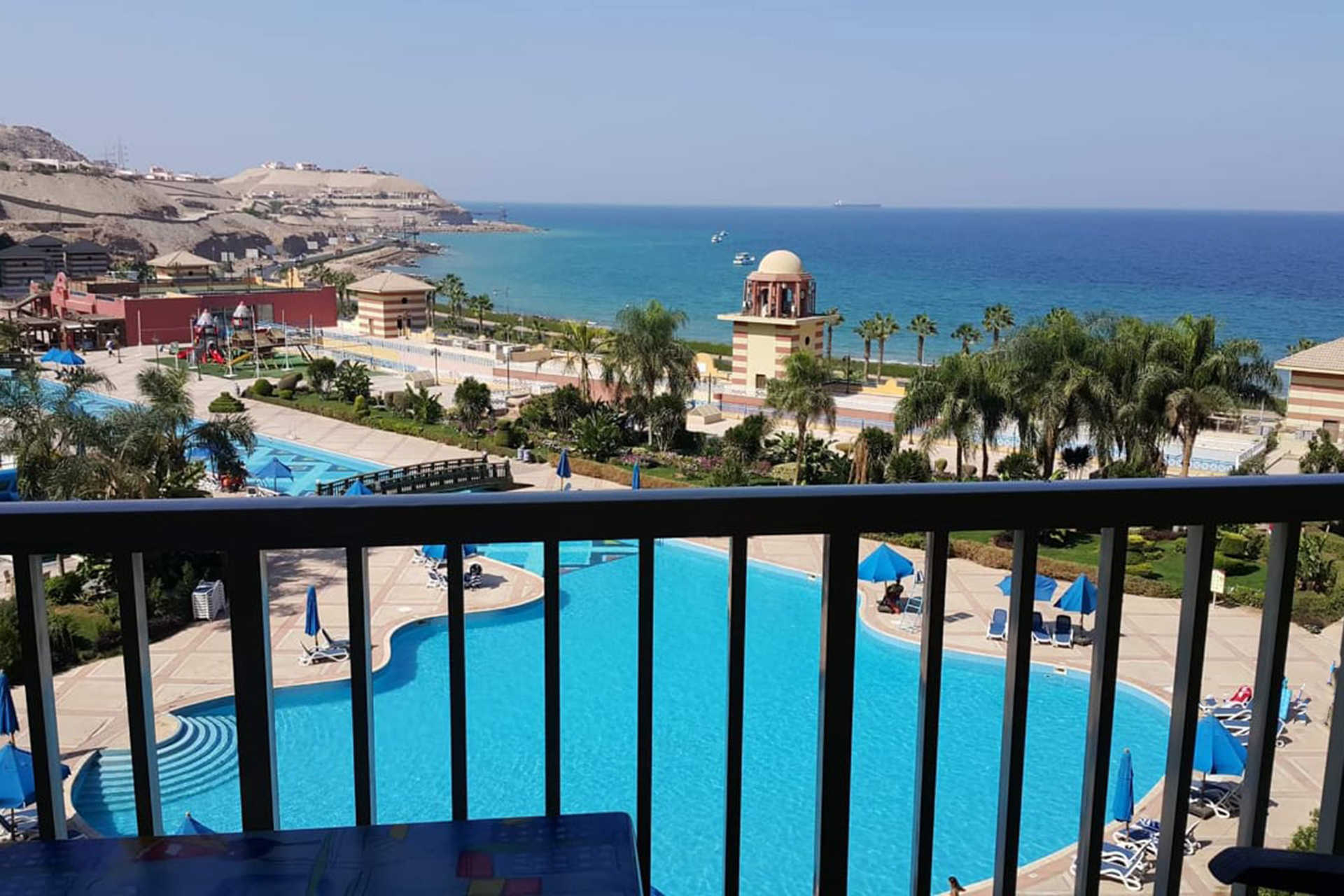 شاليه للبيع (بورتو السخنة) 110 م