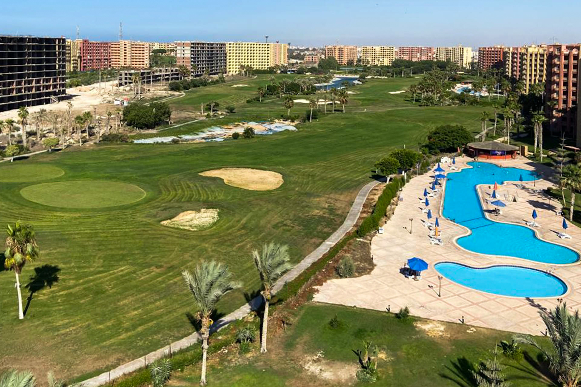 شاليه للبيع (بورتو جولف) 80 م