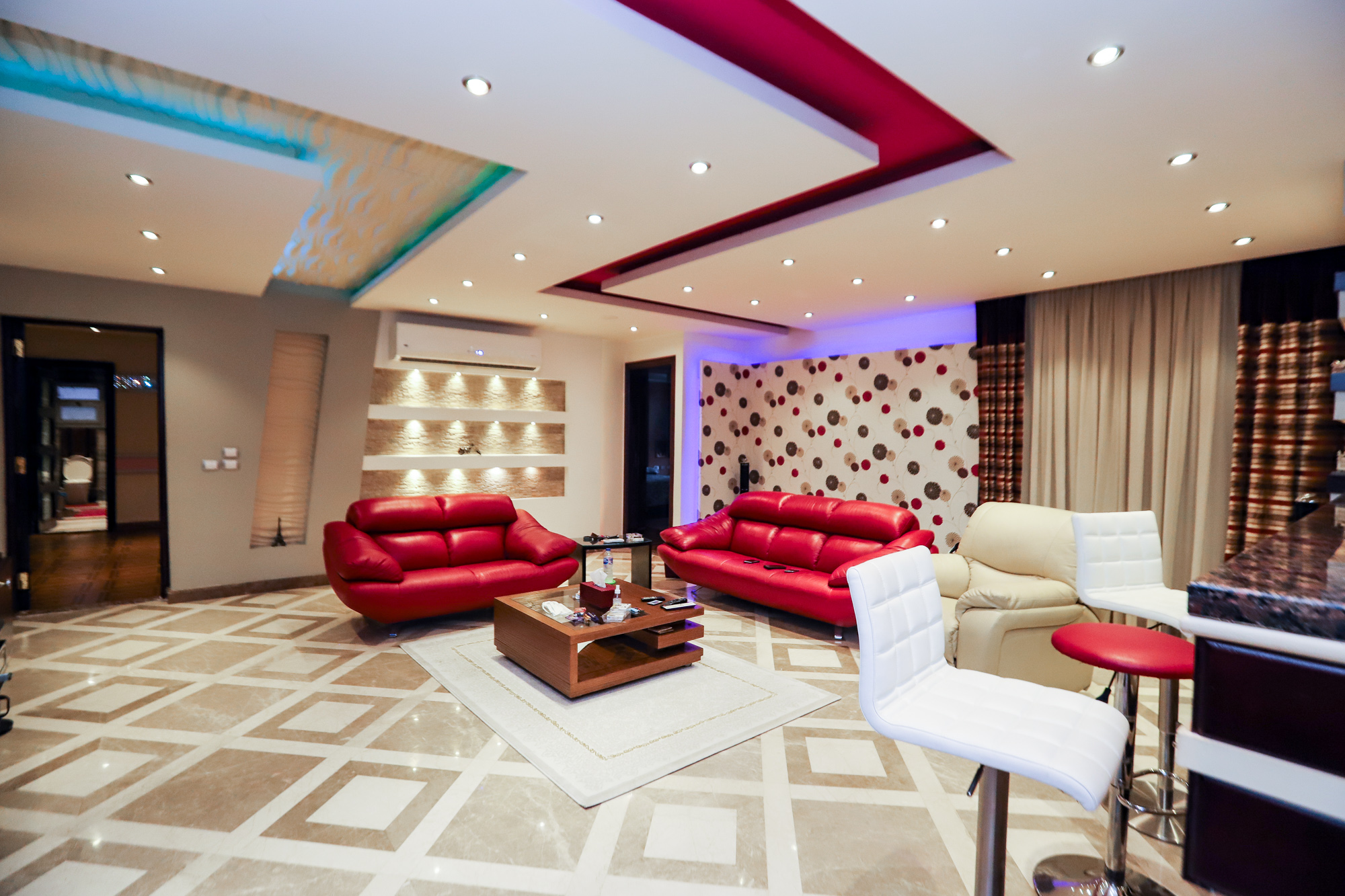 شقة للبيع 310 م سابا باشا (على البحر مباشرة) - Smart Home بالكامل