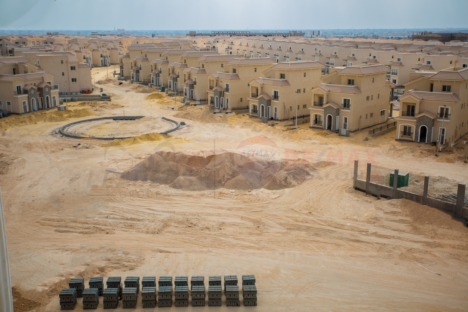 Townhouse corner for sale 390 m (swari)