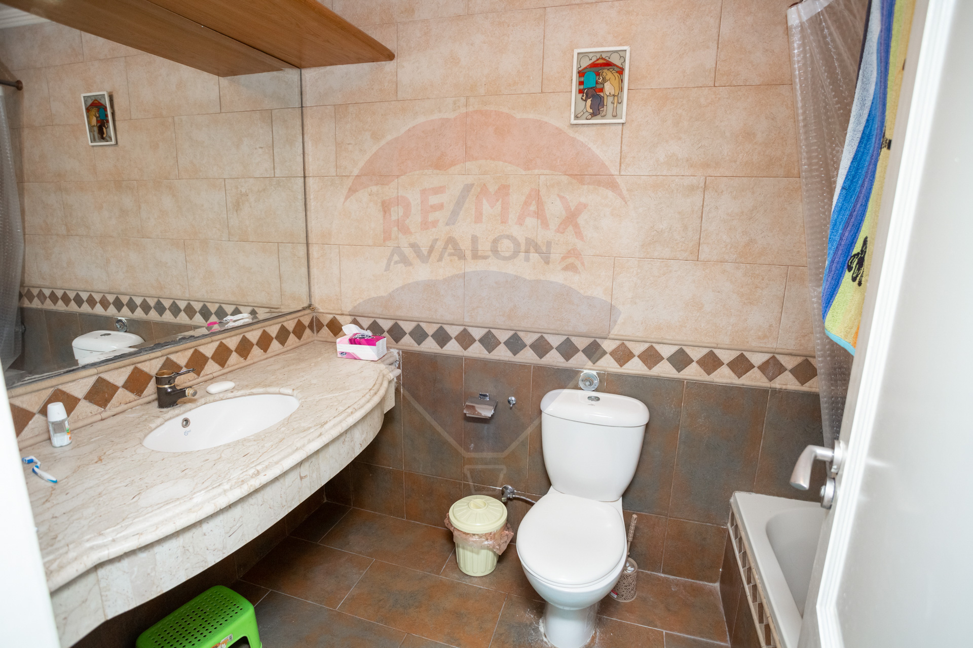 Furnished apartment for sale 240 m Al-Hay Al-Latiny (Steps from Fouad main St.)