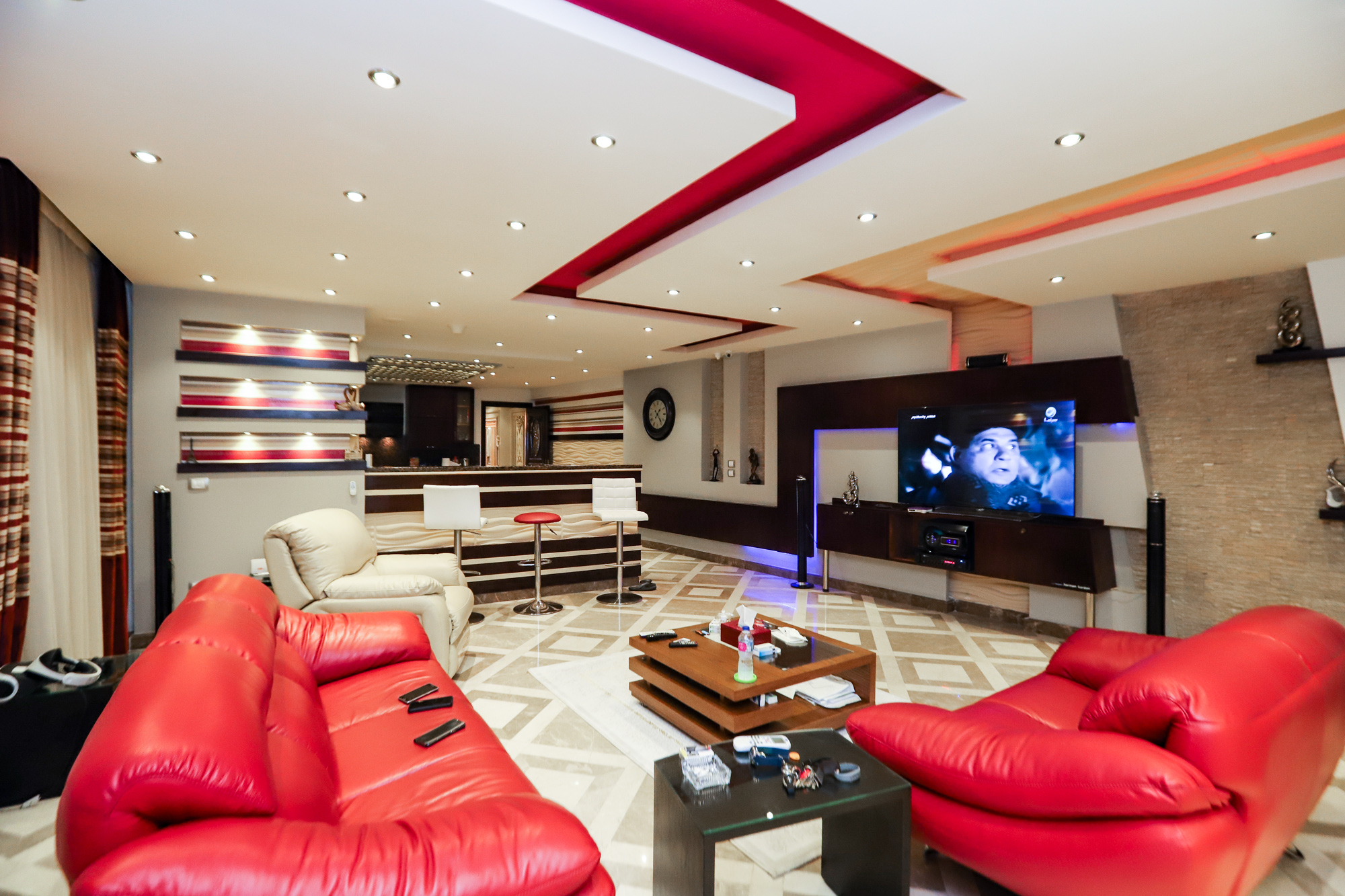 شقة للبيع 310 م سابا باشا (على البحر مباشرة) - Smart Home بالكامل