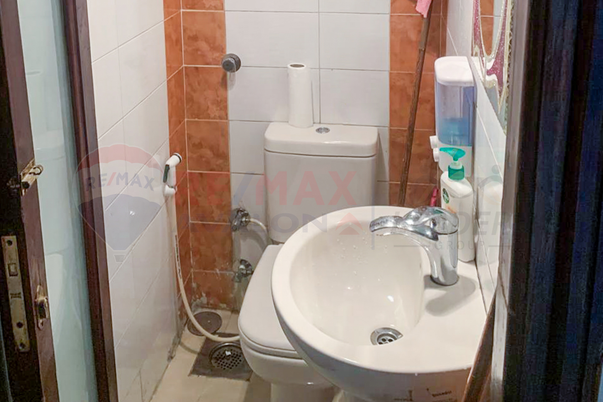 Administrative apartment for sale 50 m Smouha (Fawzy Moaz St.)