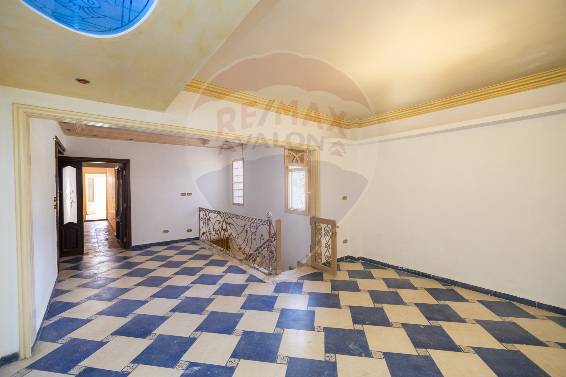 Duplex for sale 300 m Miami (Gamal Abd-AlNasser st)