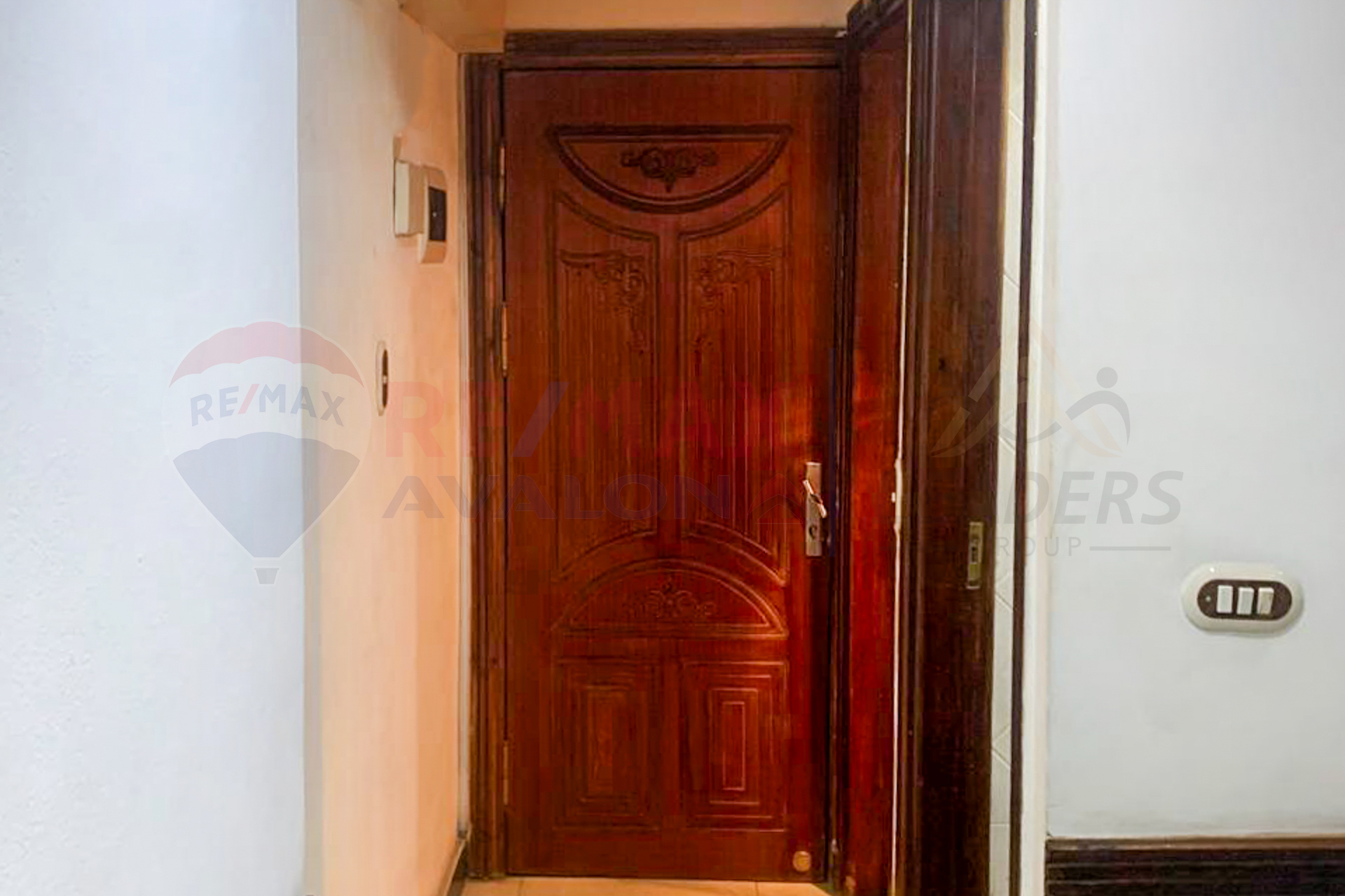 Administrative apartment for sale 50 m Smouha (Fawzy Moaz St.)
