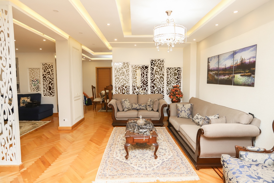 شقة للبيع 230م سموحة (عمارات دلتل لايف- ش ألبرت الاول)