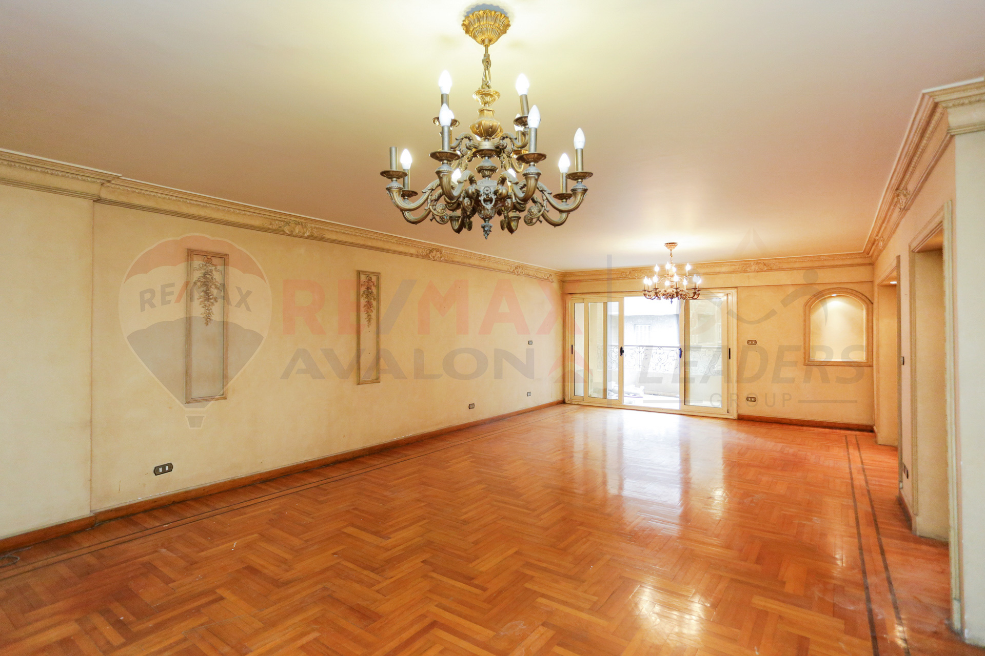 Apartment for sale 250 m Janaklis (Abu Qir St.)