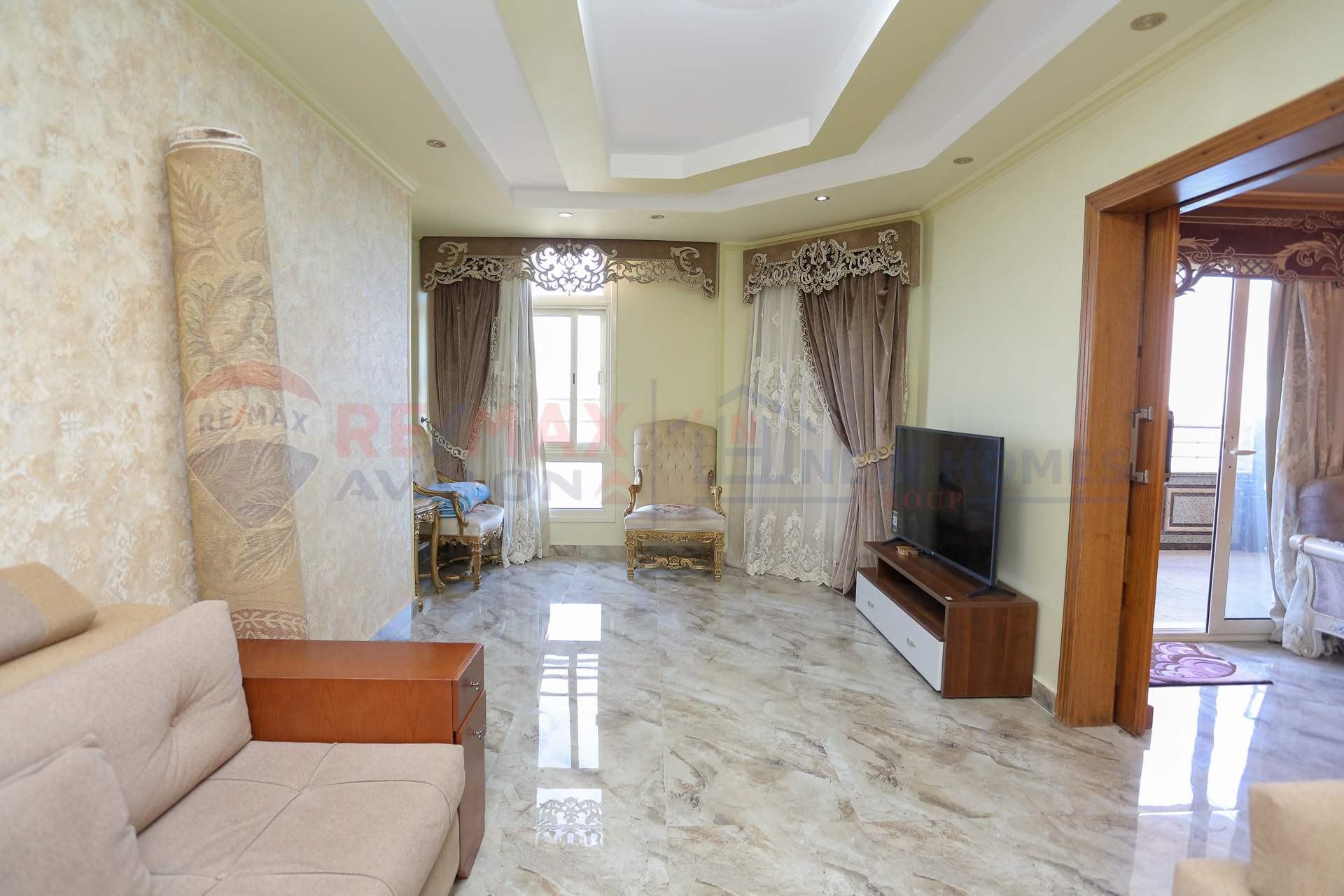Apartment for sale 332 m Camp Chezar (directly on the sea - brand building)
